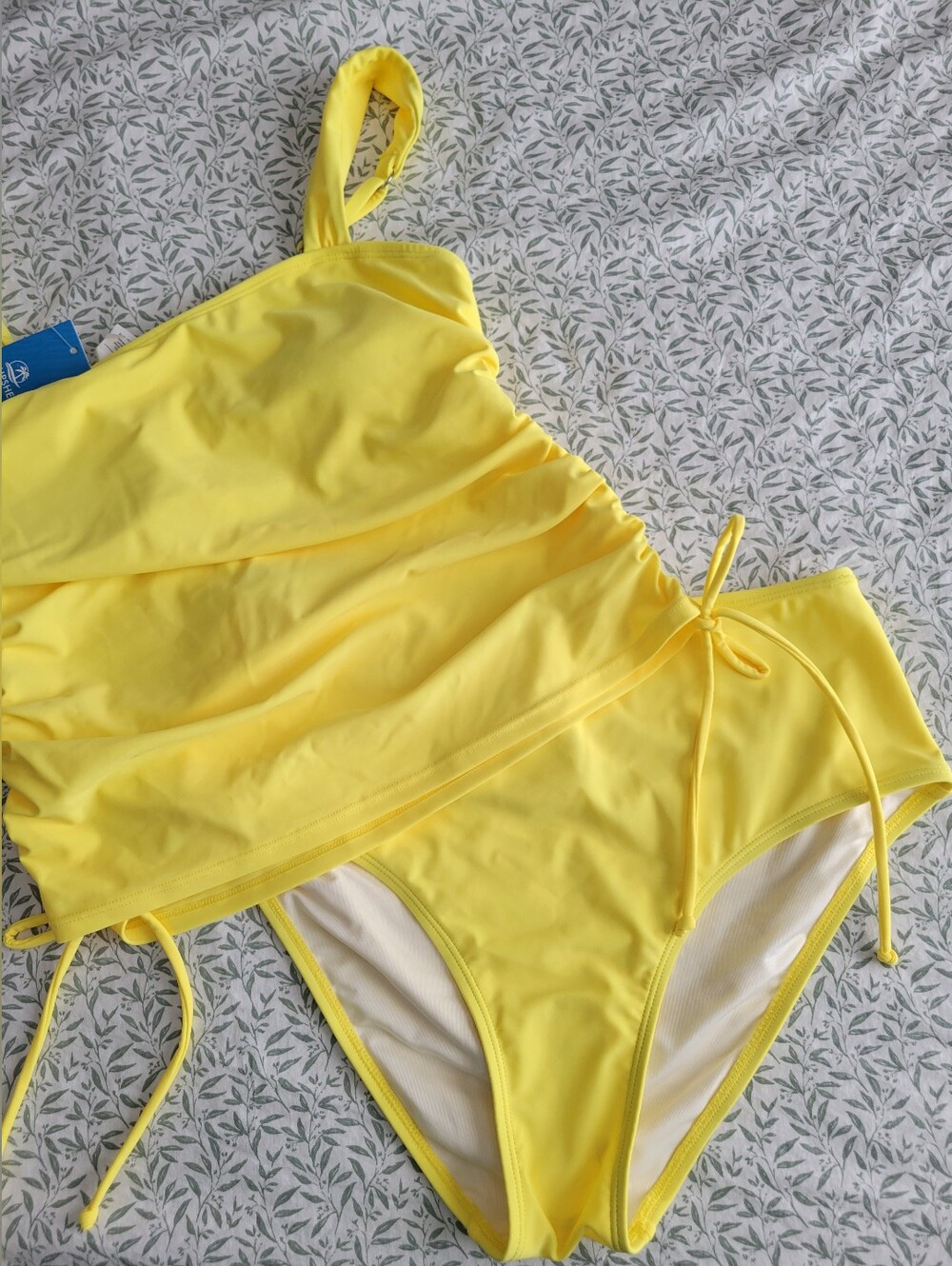 Brand new cupshe yellow tankini 2 piece swimsuit Medium